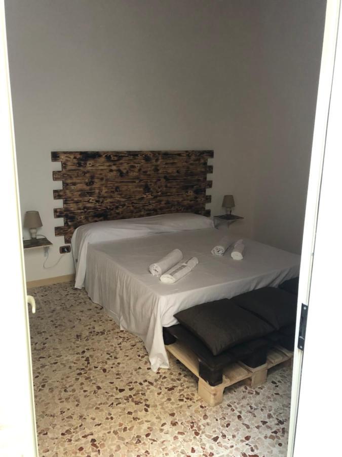 דירות סירקוזה La Casa Di Vincenzo מראה חיצוני תמונה